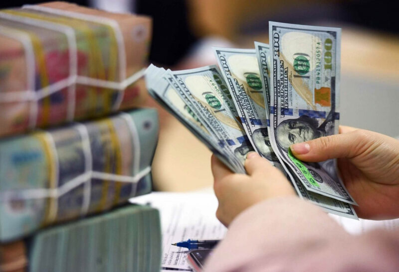 Tỷ giá USD/VND có thể chạm mốc 26.000 đồng vào quý 3 - cafetaichinh.vn